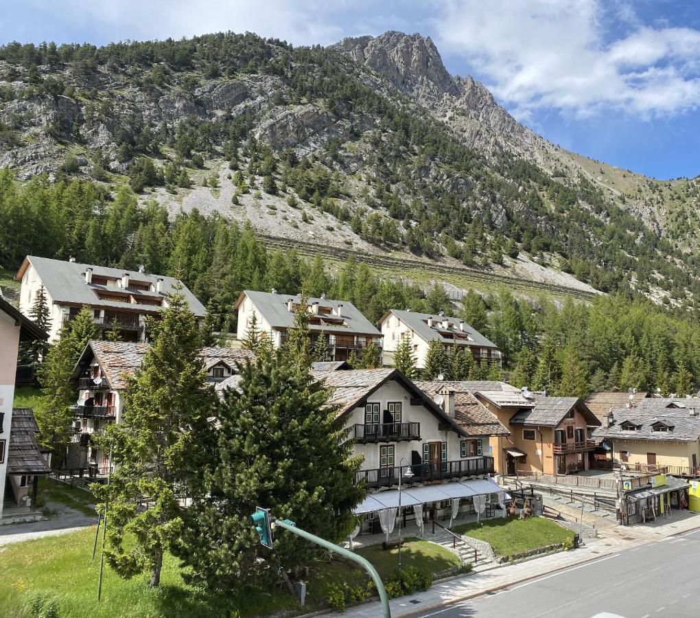 Chalet Della Luna クラヴィエーレ エクステリア 写真